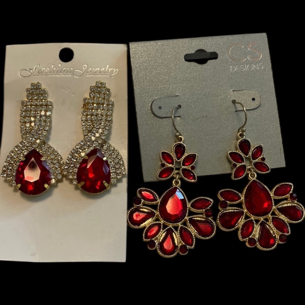 🆕 Two Pairs Stunning Red Gold Tone Dangle Earrings NWT